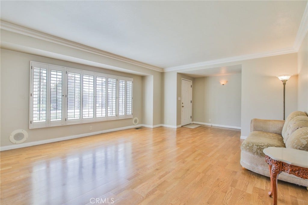 11231 Tigrina Avenue, Whittier, CA 90603 Livingroom