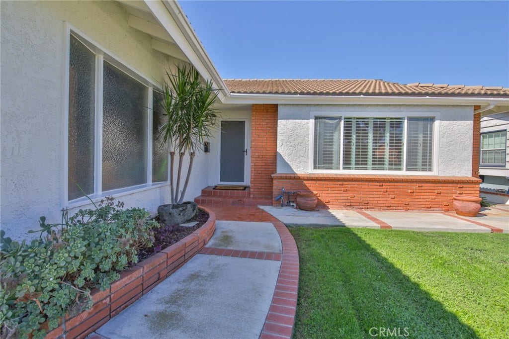 11231 Tigrina Avenue, Whittier, CA 90603 Front