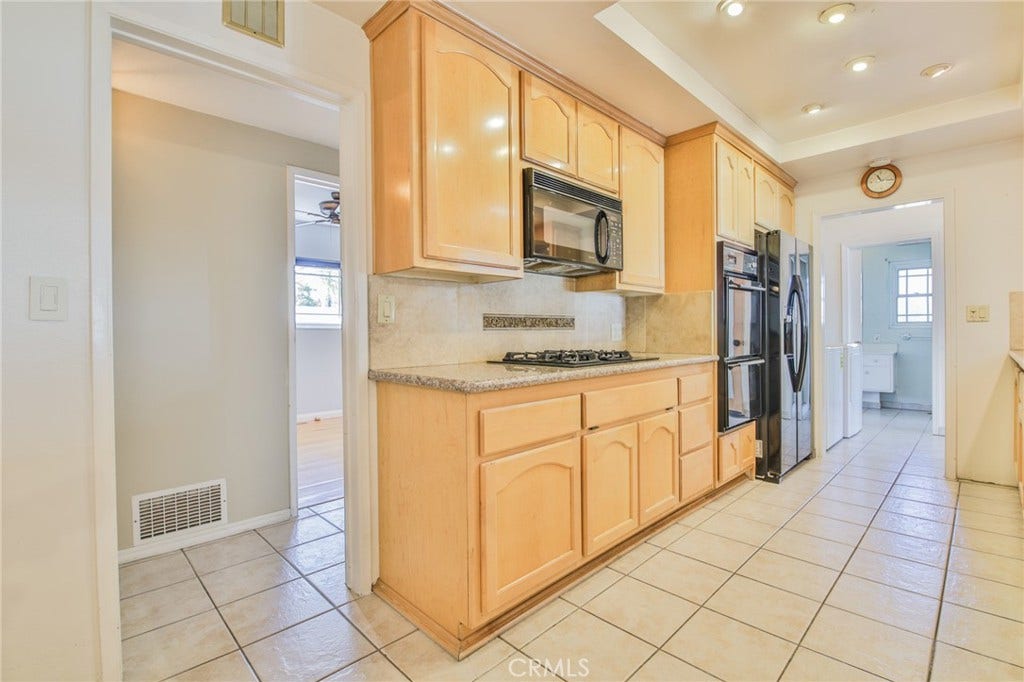 11231 Tigrina Avenue, Whittier, CA 90603 Kitchen