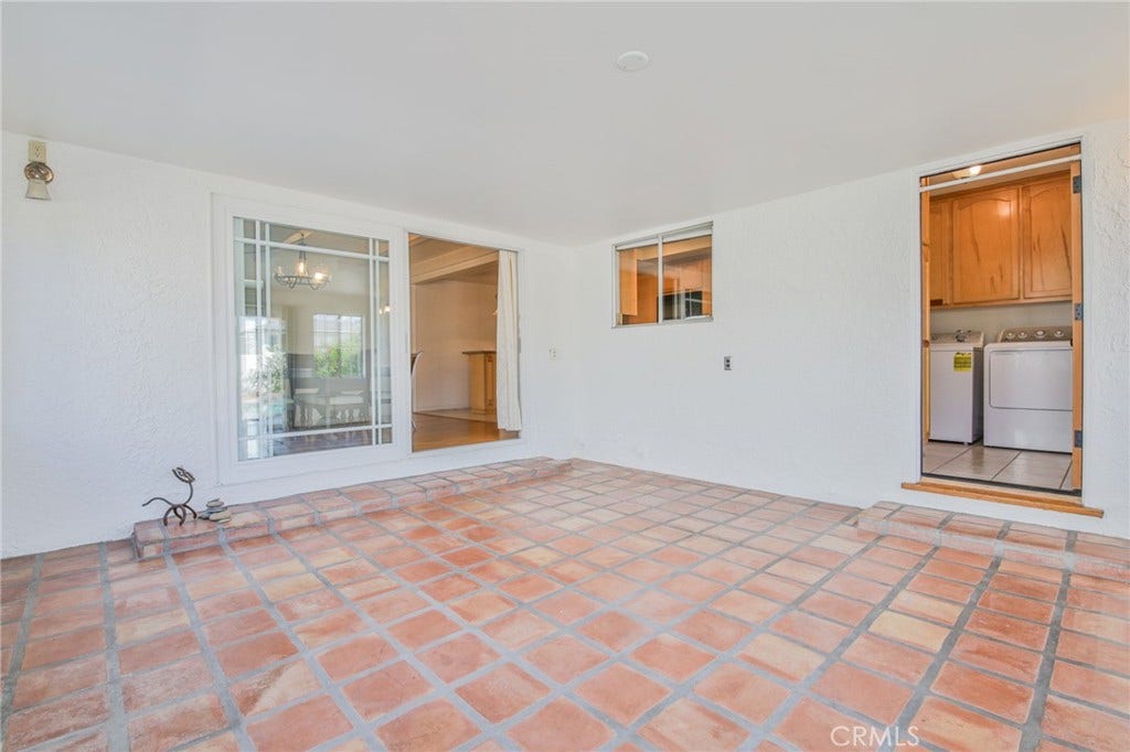 11231 Tigrina Avenue, Whittier, CA 90603 Enclosed Bonus Room