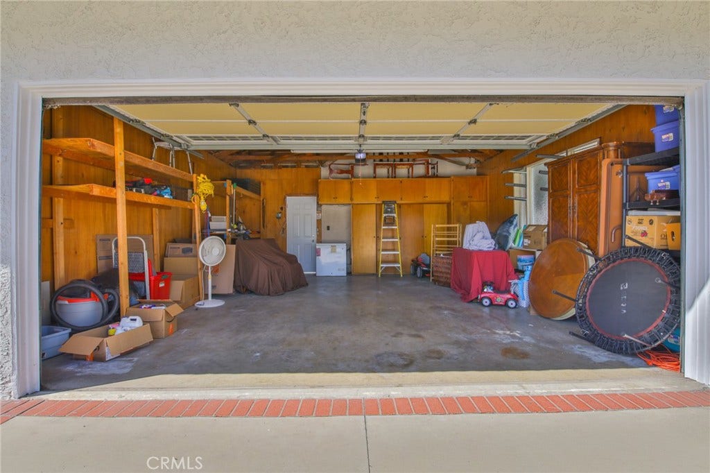 11231 Tigrina Avenue, Whittier, CA 90603 Garage