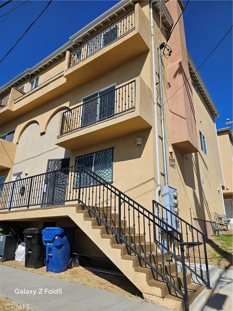 Property photo for 2607 W Cimarron Boulevard, Los Angeles, CA