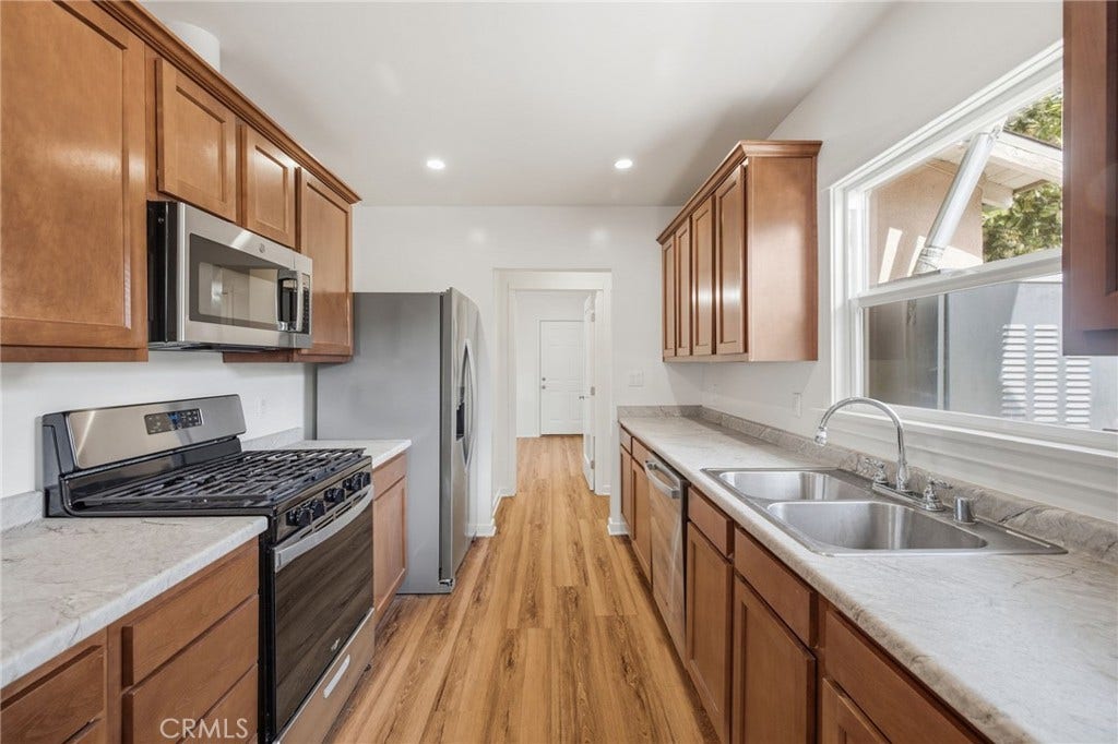 656 W 13th Street, San Pedro, CA 90731