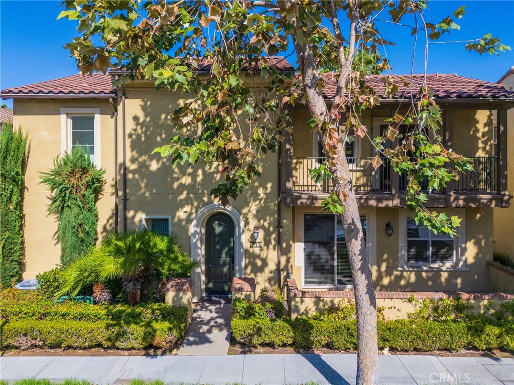 711 E Valencia, Anaheim, CA 92805