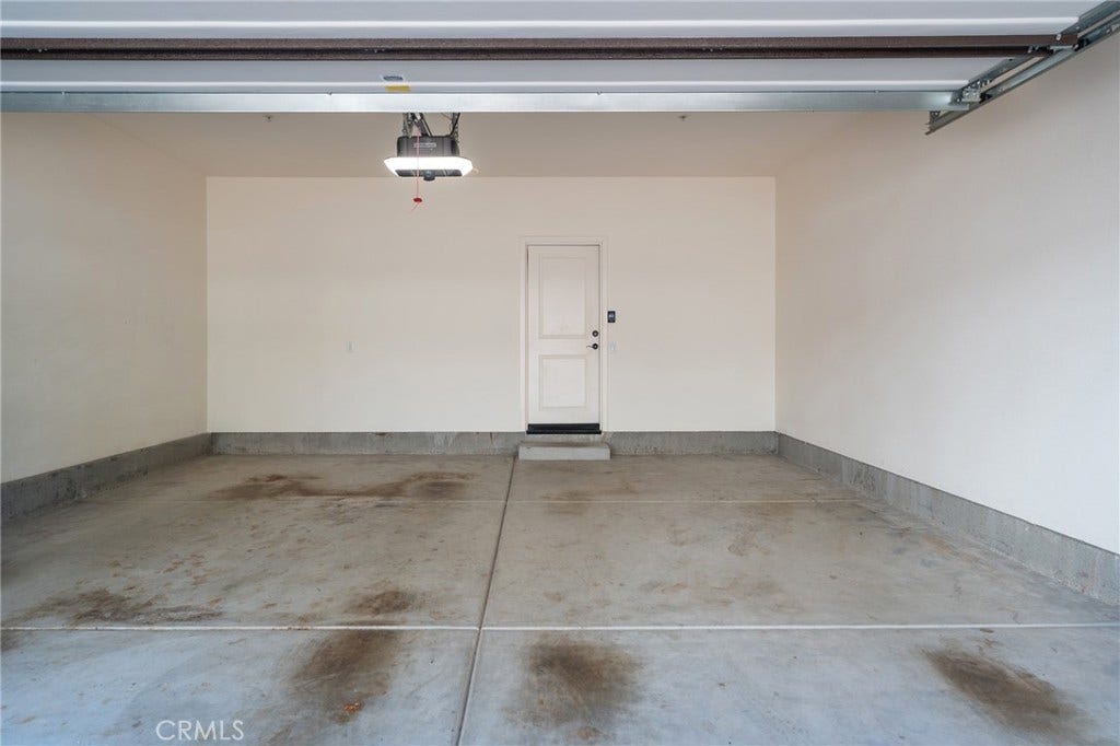 711 E Valencia, Anaheim, CA 92805