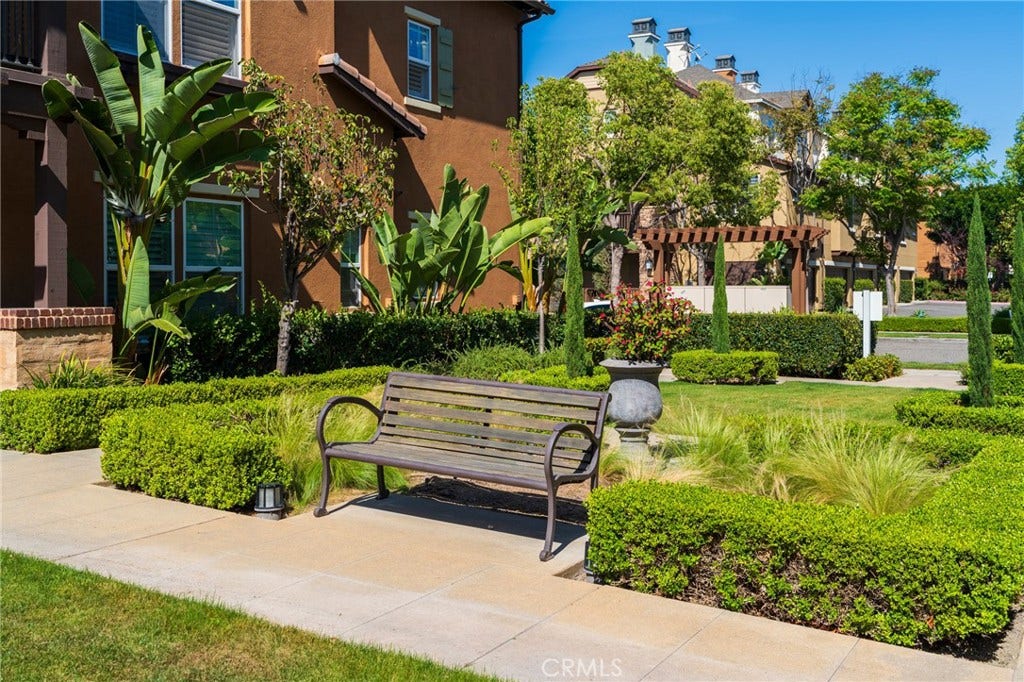 711 E Valencia, Anaheim, CA 92805