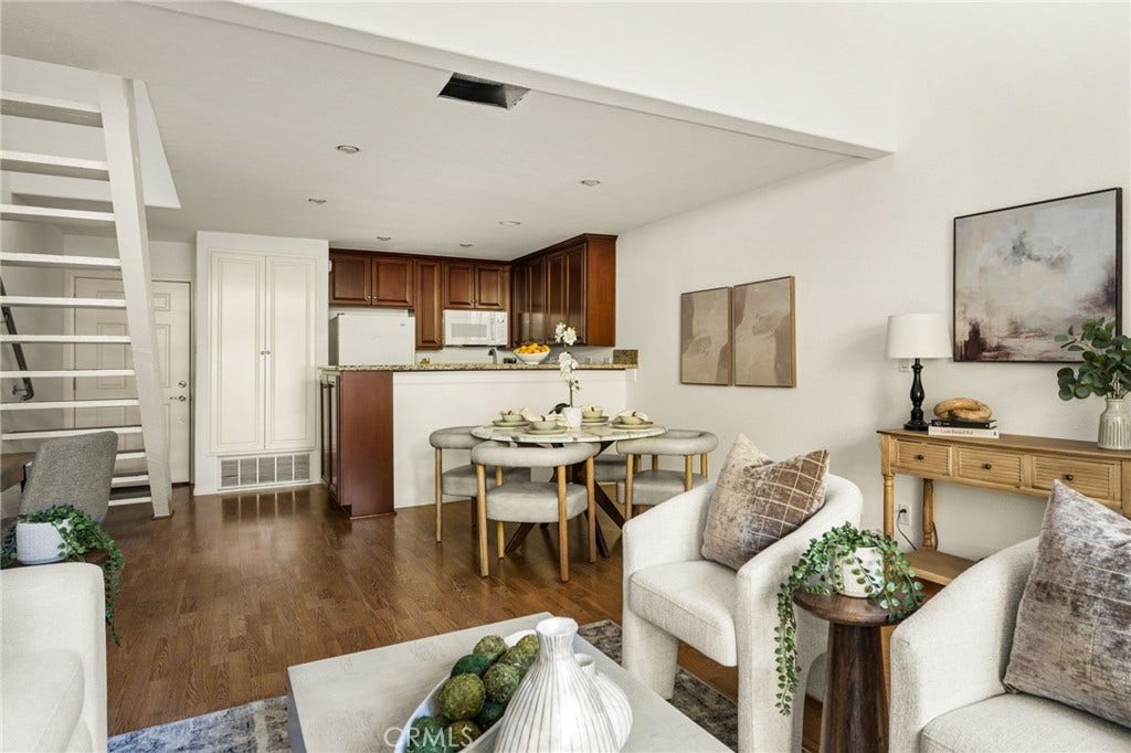 4900 E Chapman, #109, Orange, CA 92869 4900 E Chapman, #109, Orange, CA 92869