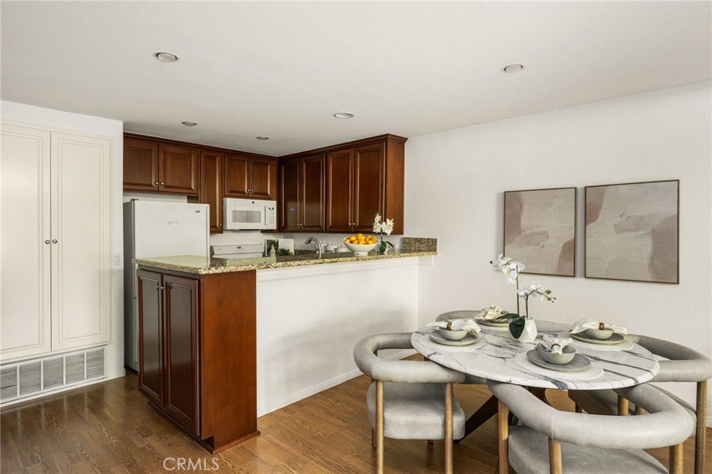 4900 E Chapman, #109, Orange, CA 92869 4900 E Chapman, #109, Orange, CA 92869