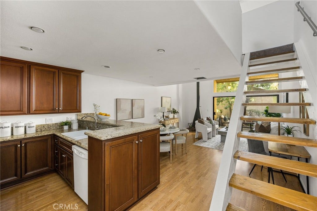 4900 E Chapman, #109, Orange, CA 92869 4900 E Chapman, #109, Orange, CA 92869