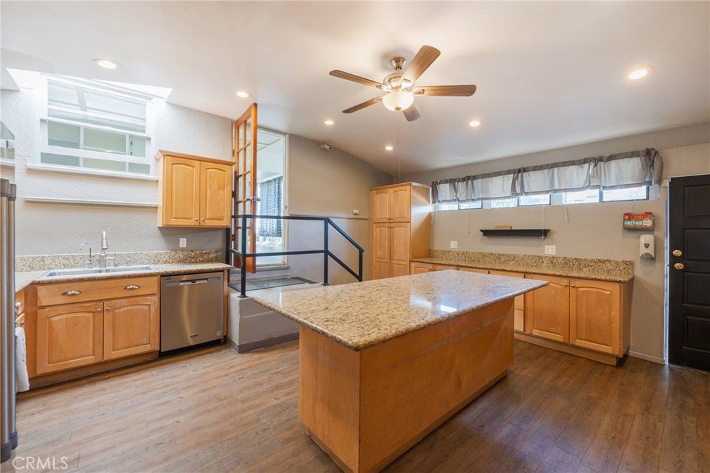418 Union, Brea, CA 92821