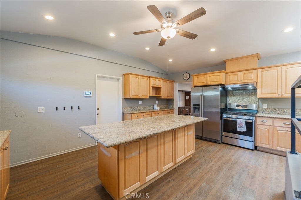 418 Union, Brea, CA 92821