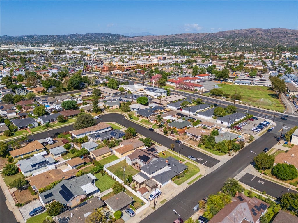 418 Union, Brea, CA 92821