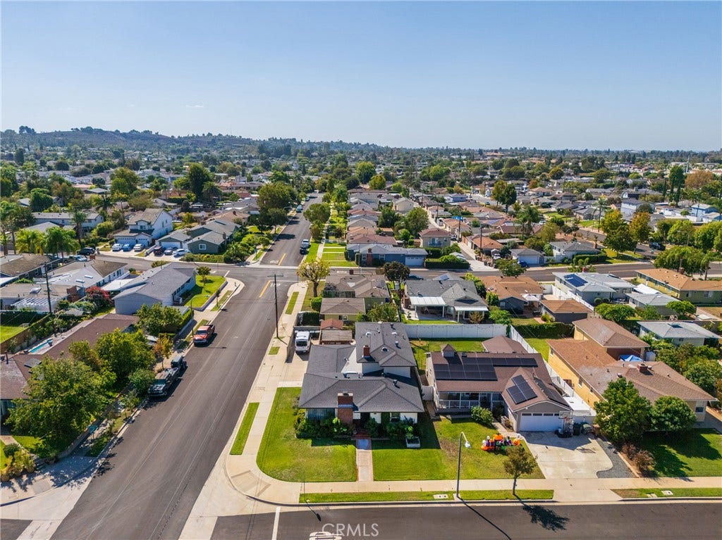 418 Union, Brea, CA 92821