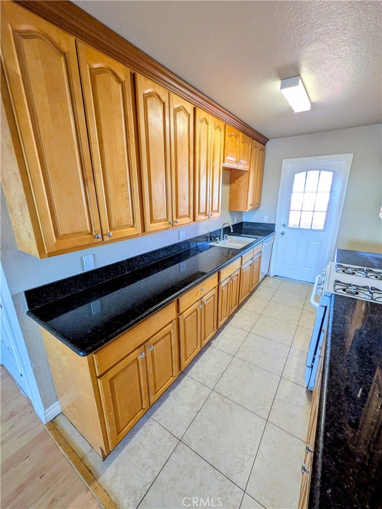 1764 Freeman Avenue, #6, Long Beach, CA 90804 1764 Freeman Avenue, #6, Long Beach, CA 90804
