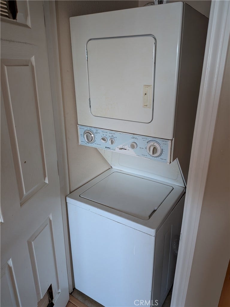 1764 Freeman Avenue, #6, Long Beach, CA 90804 1764 Freeman Avenue, #6, Long Beach, CA 90804