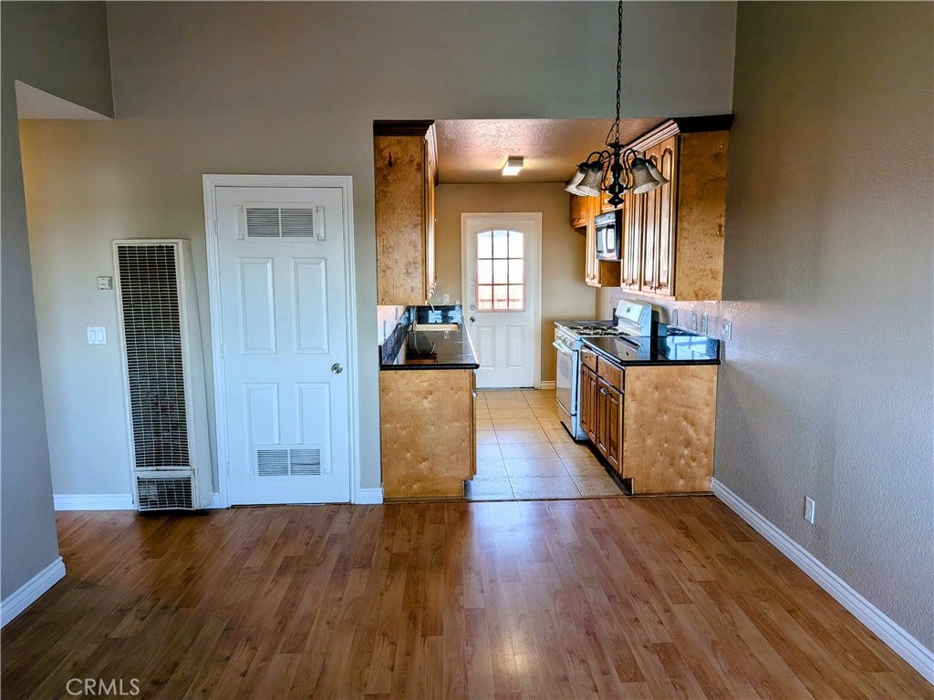 1764 Freeman Avenue, #6, Long Beach, CA 90804 1764 Freeman Avenue, #6, Long Beach, CA 90804