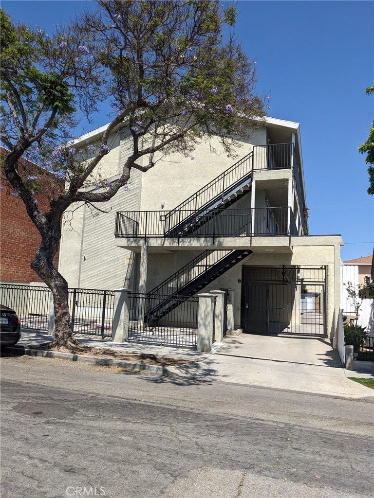 1764 Freeman Avenue, #6, Long Beach, CA 90804 1764 Freeman Avenue, #6, Long Beach, CA 90804