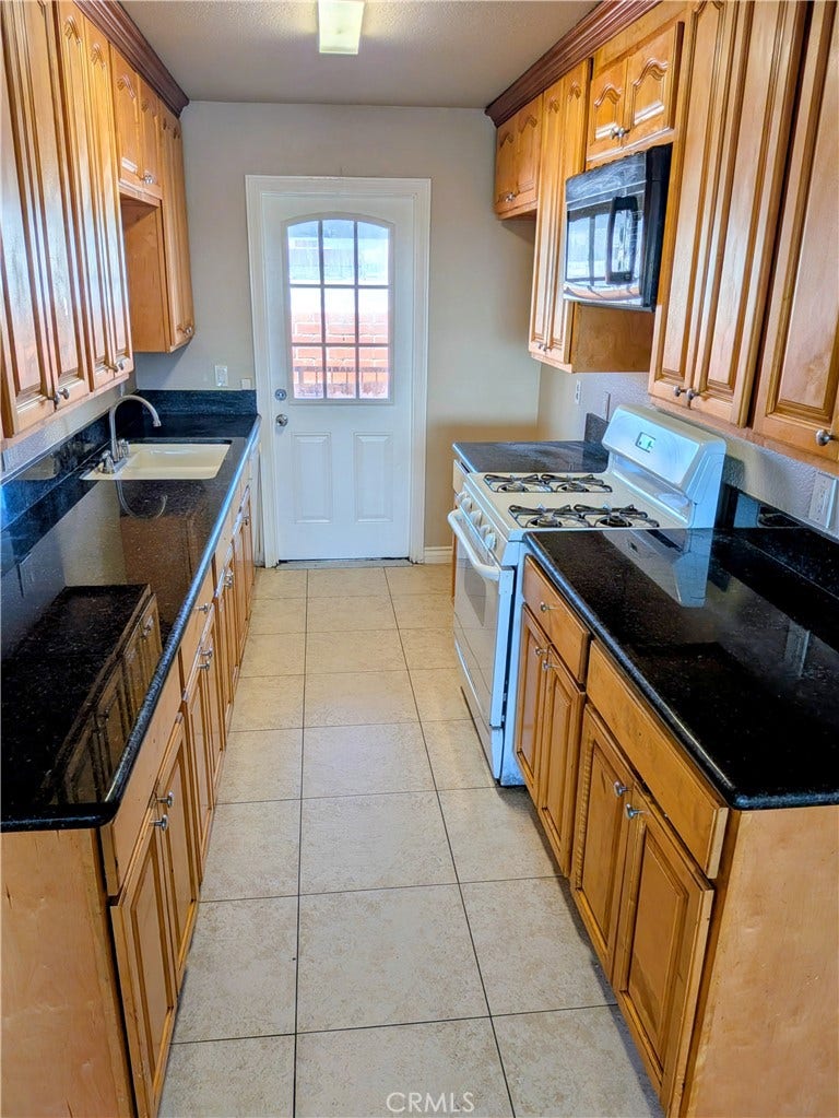 1764 Freeman Avenue, #6, Long Beach, CA 90804 1764 Freeman Avenue, #6, Long Beach, CA 90804