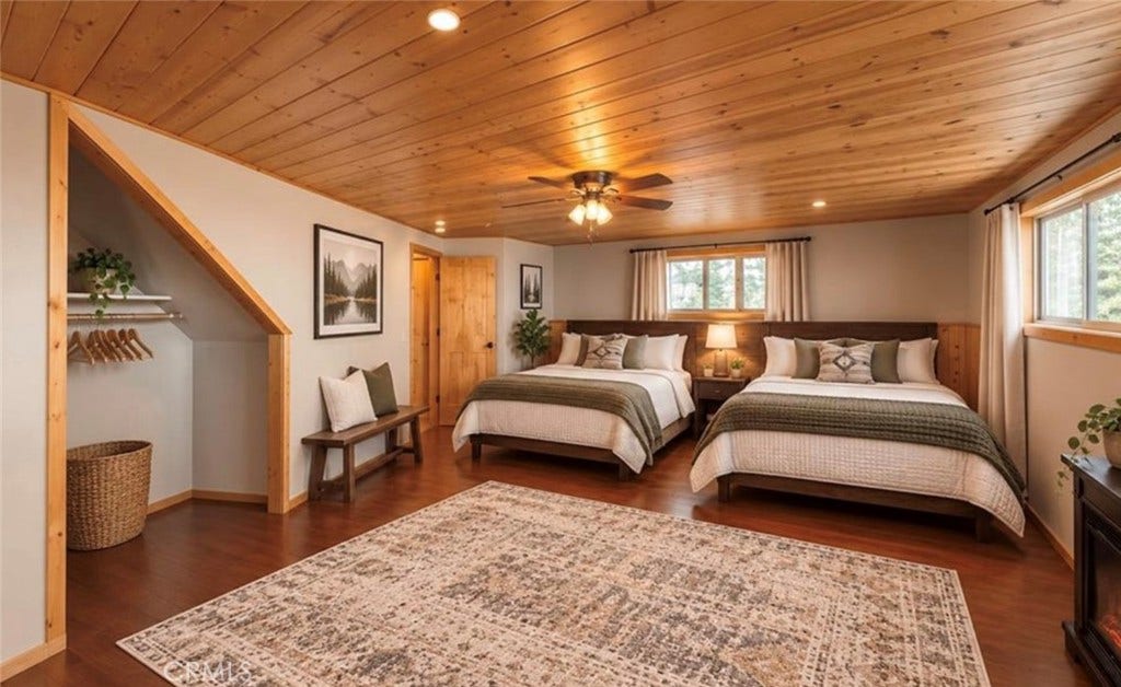 272 Manzanita Drive, Green Valley Lake, CA 92341 AI Staged