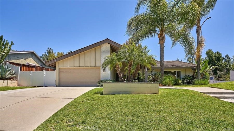 Property photo for 118 Marion Boulevard, Fullerton, CA