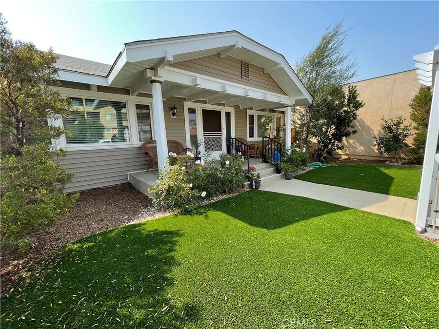 Property photo for 449 Redondo Avenue, Long Beach, CA