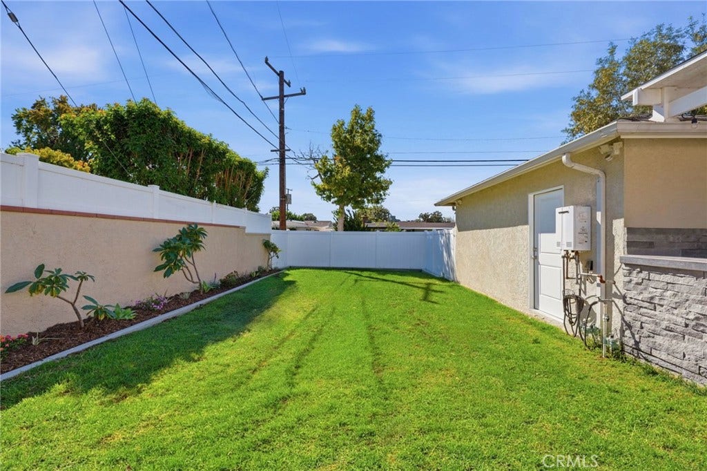 2000 Tevis, Long Beach, CA 90815