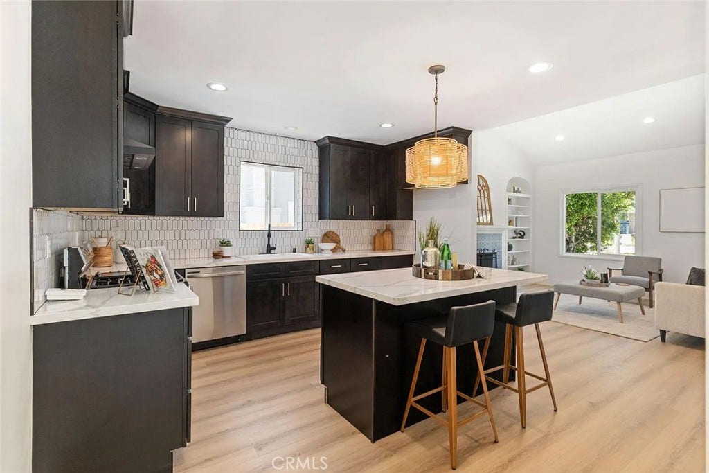 1050 S Plymouth, Los Angeles, CA 90019 1050 S Plymouth, Los Angeles, CA 90019