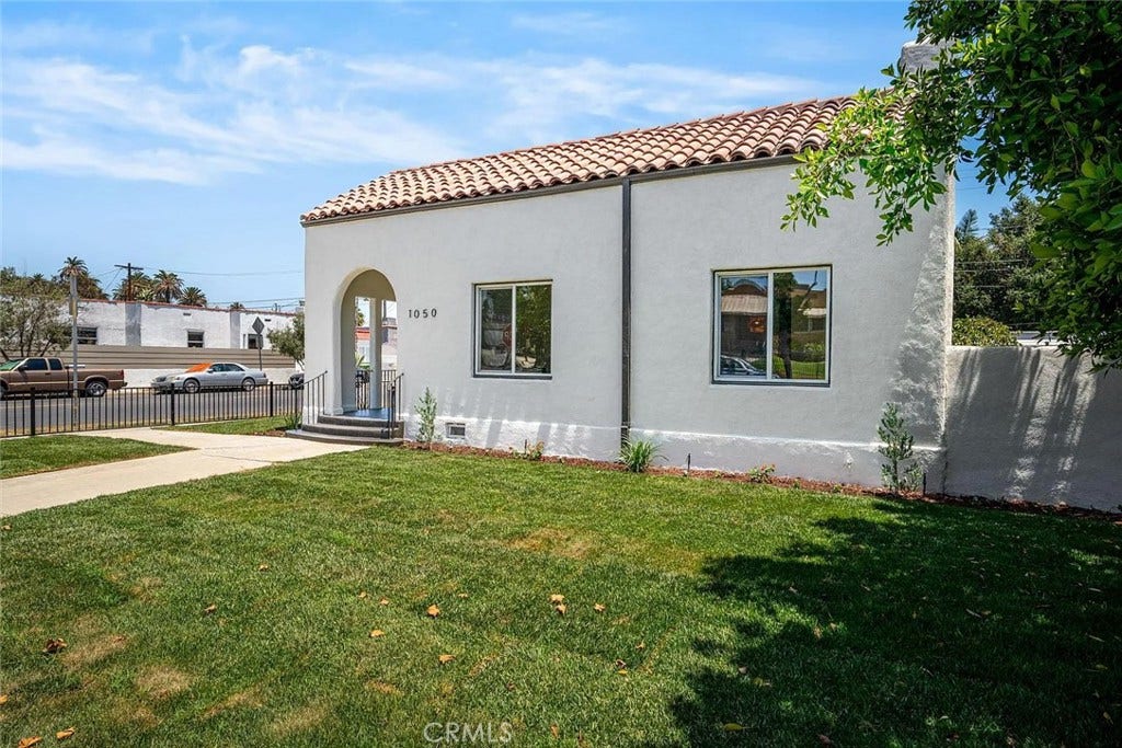 1050 S Plymouth, Los Angeles, CA 90019 1050 S Plymouth, Los Angeles, CA 90019