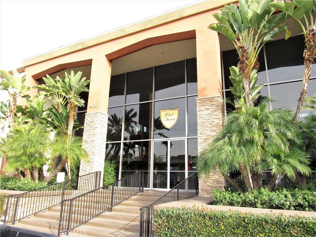 400 N Acacia, #D34, Fullerton, CA 92831 400 N Acacia, #D34, Fullerton, CA 92831