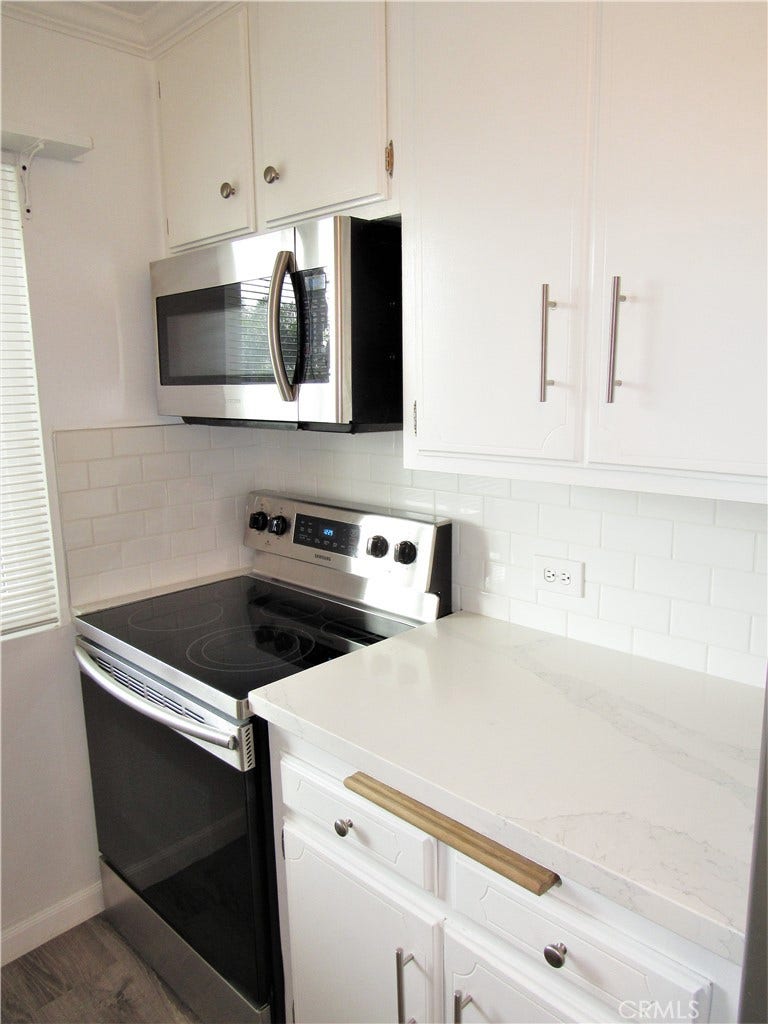 400 N Acacia, #D34, Fullerton, CA 92831 400 N Acacia, #D34, Fullerton, CA 92831
