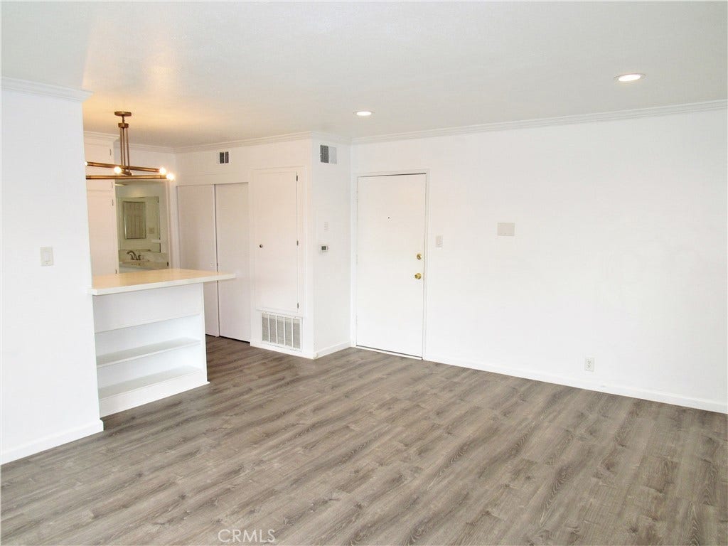 400 N Acacia, #D34, Fullerton, CA 92831 400 N Acacia, #D34, Fullerton, CA 92831