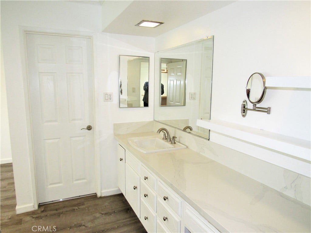 400 N Acacia, #D34, Fullerton, CA 92831 400 N Acacia, #D34, Fullerton, CA 92831
