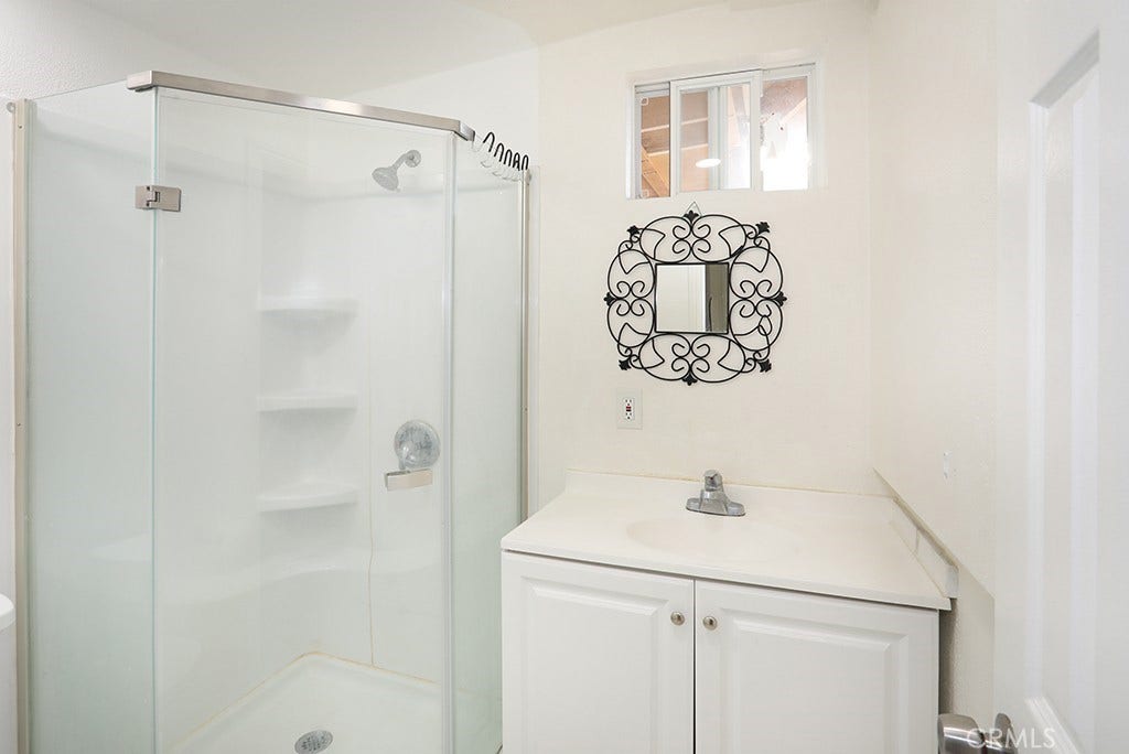 5214 W 3rd, Santa Ana, CA 92703