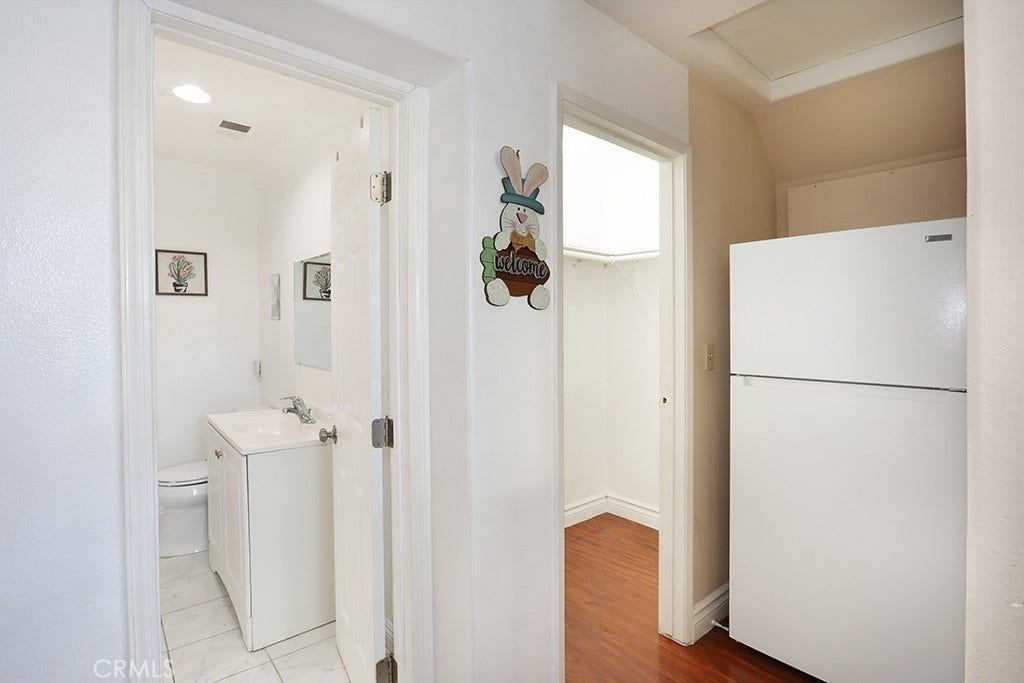 5214 W 3rd, Santa Ana, CA 92703