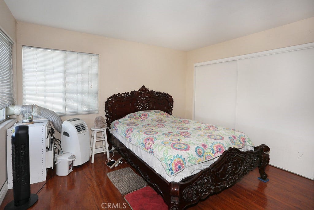 5214 W 3rd, Santa Ana, CA 92703