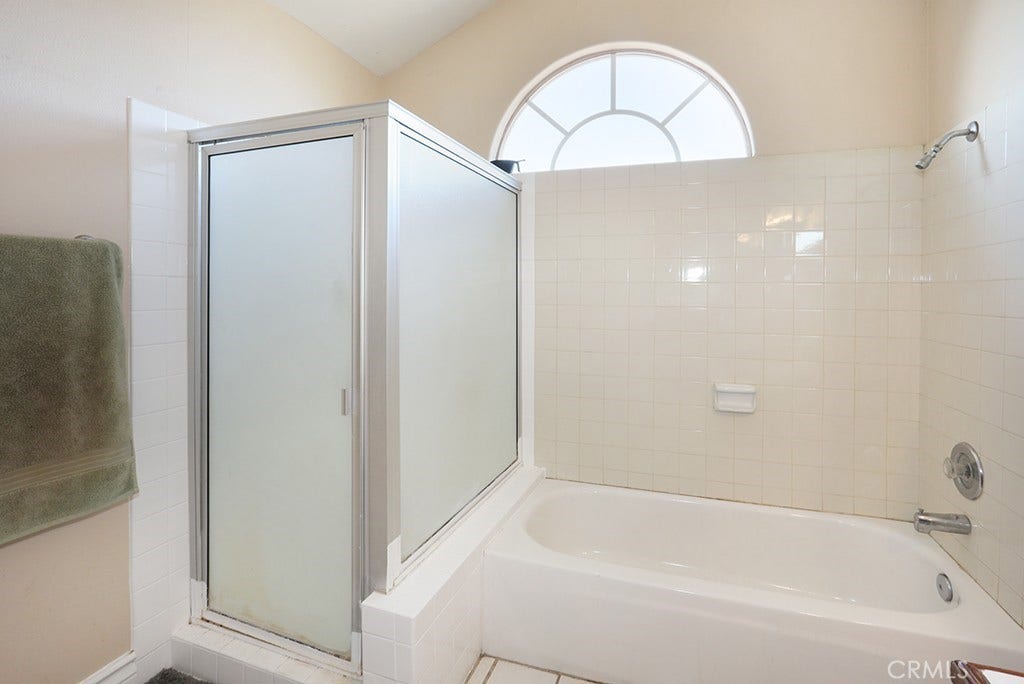 5214 W 3rd, Santa Ana, CA 92703