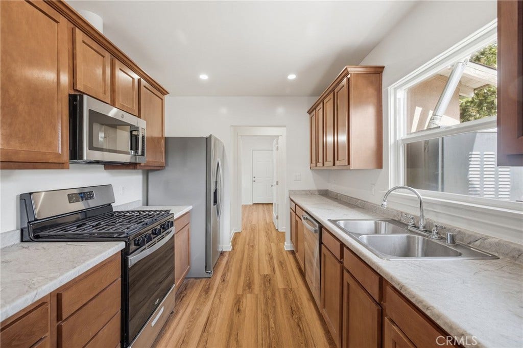 656 W 13th Street, San Pedro, CA 90731