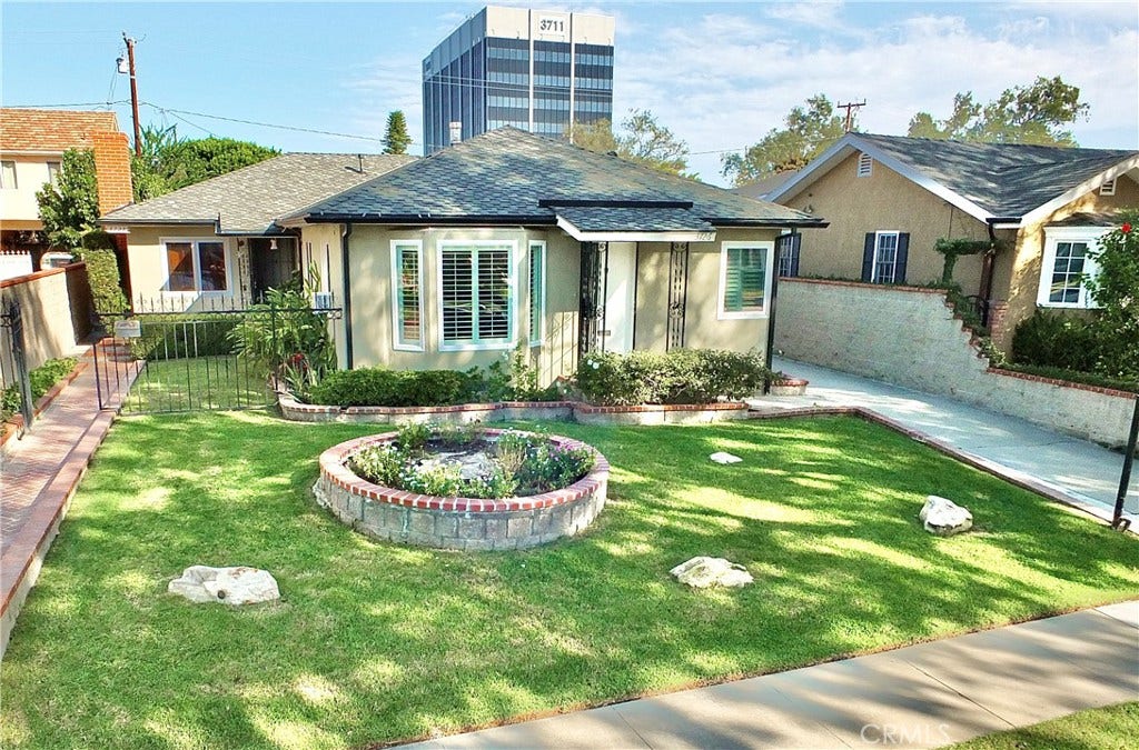 3726 Weston Place, Long Beach, CA 90807 3726 Weston Place, Long Beach, CA 90807