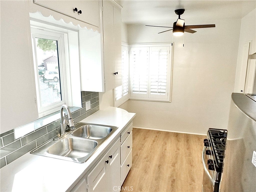 3726 Weston Place, Long Beach, CA 90807 3726 Weston Place, Long Beach, CA 90807