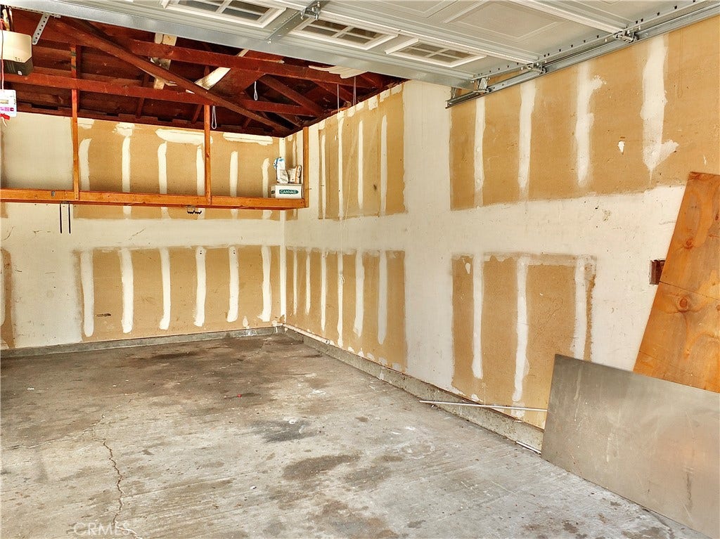 3726 Weston Place, Long Beach, CA 90807 Garage is shared with rear tenant.