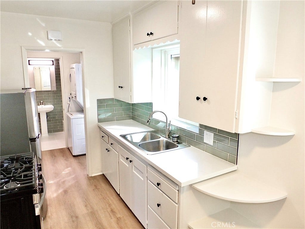 3726 Weston Place, Long Beach, CA 90807 3726 Weston Place, Long Beach, CA 90807