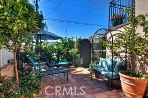 31648 Florence, Laguna Beach, CA 92651 31648 Florence, Laguna Beach, CA 92651