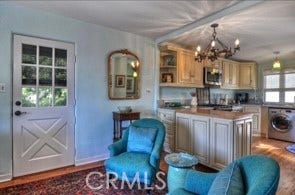 31648 Florence, Laguna Beach, CA 92651 31648 Florence, Laguna Beach, CA 92651