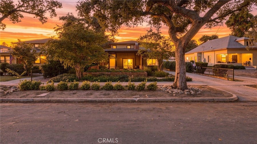 Property photo for 537 Cypress, Pasadena, CA