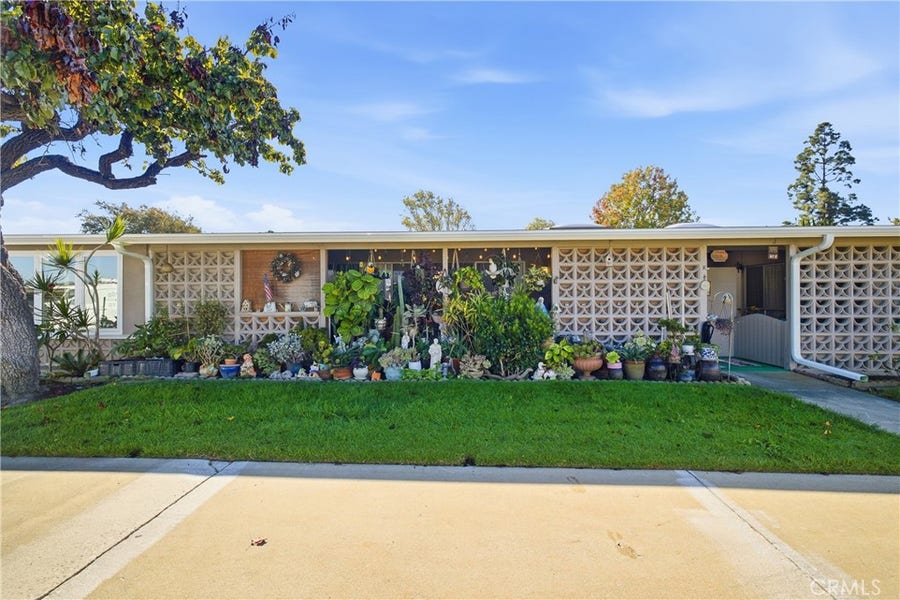 Property photo for 1300 Mayfield Road, #61K, Seal Beach, CA