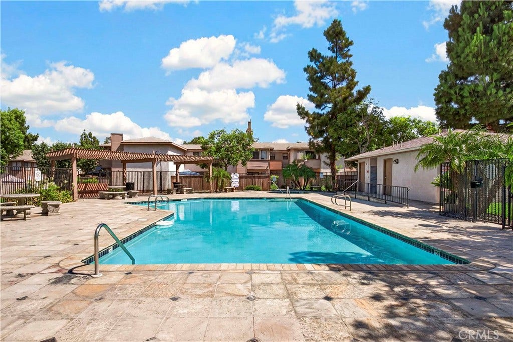 1315 Massachusetts Avenue, #103, Riverside, CA 92507 Community Pool and Spa