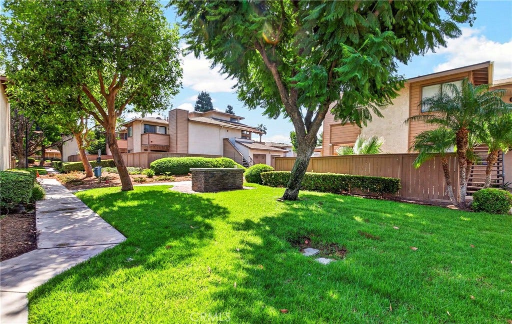 1315 Massachusetts Avenue, #103, Riverside, CA 92507 Common Area