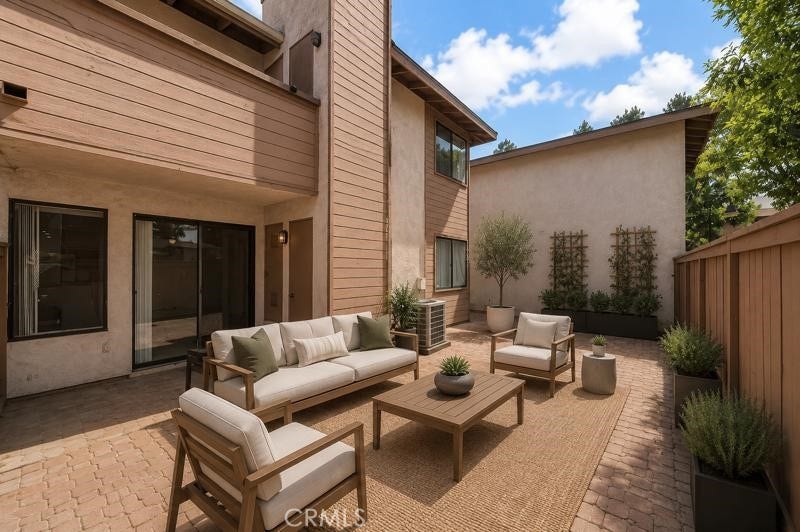 1315 Massachusetts Avenue, #103, Riverside, CA 92507 Enclosed Yard - AI Enhanced