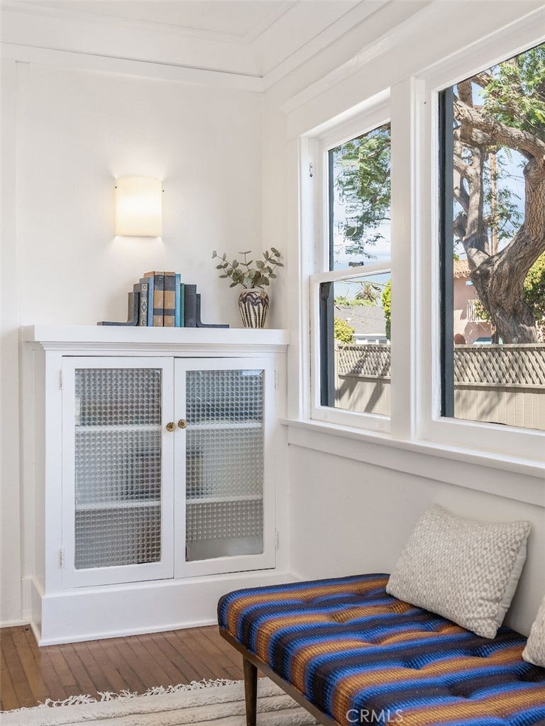 3741 E 4th Street, Long Beach, CA 90814