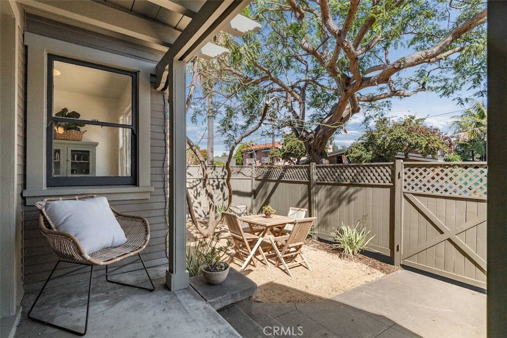 3741 E 4th Street, Long Beach, CA 90814